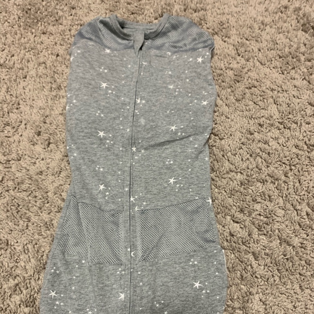 Baby swaddle/sleep sack - 5 second swaddle